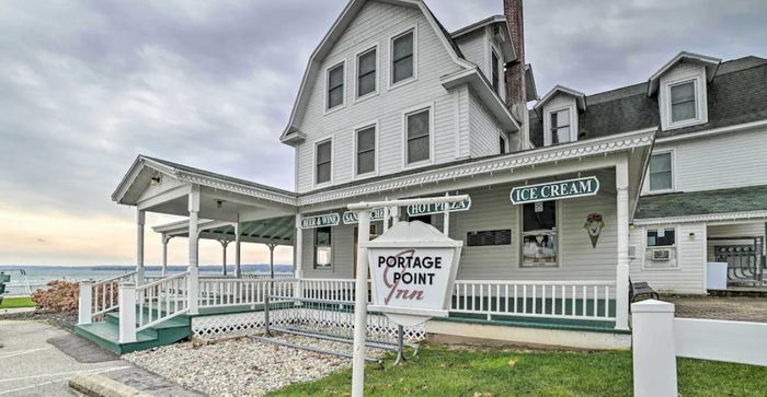 Portage Point Resort (Portage Point Inn) - Web Listing (newer photo)